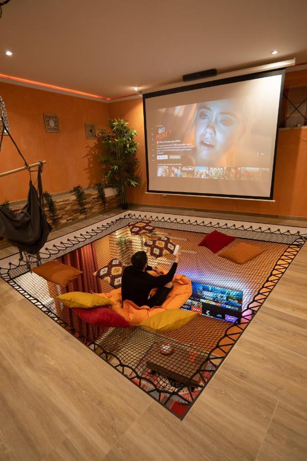 Capsule Marrakech I Chicha I Sauna I Balneo I Console Ps5 I Cinema Trith-Saint-Leger Exteriör bild